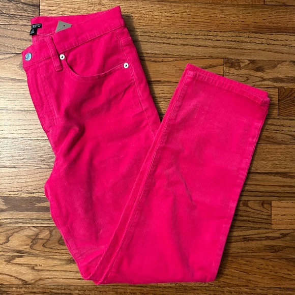 J. Crew Pants - J. Crew Corduroy Vintage slim-straight corduroy pant